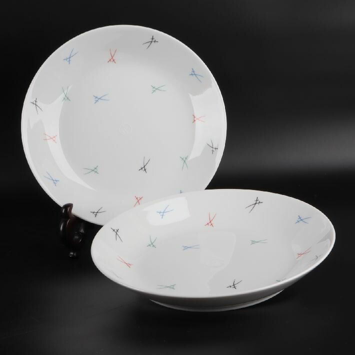Meissenマイセン　歴史双剣マーク　飾り皿　26㎝ MEISSEN マイセン 275周年 歴代 双剣 マーク プレート 飾り皿