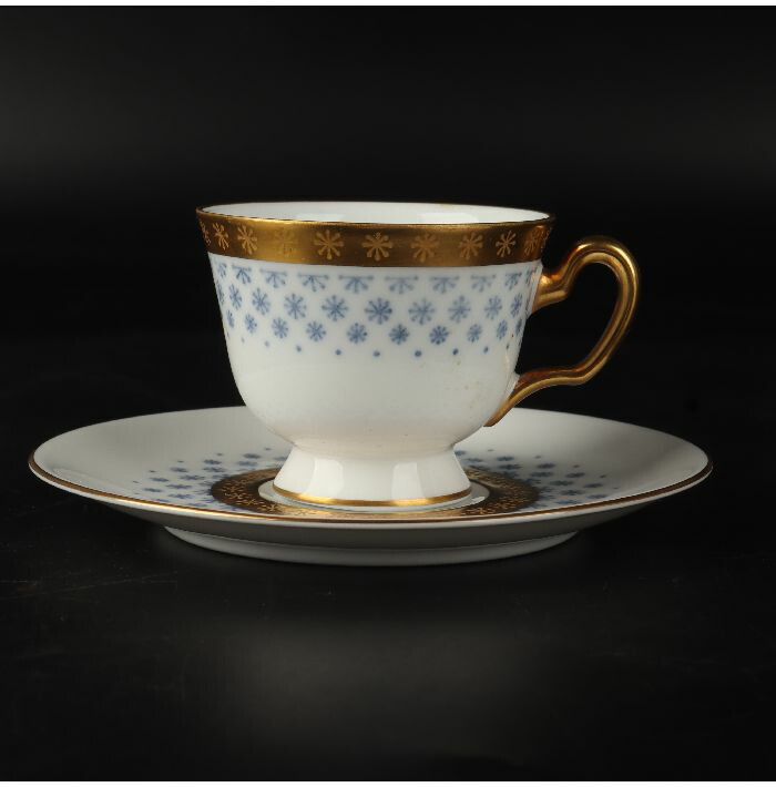 大倉陶園 コーヒーカップ＆ソーサー デミタス 赤市松 大倉陶園 デミタスカップ＆ソーサー 即興詩人 「ローマのオペラ