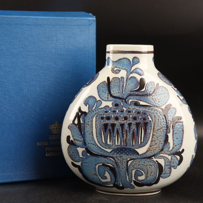 楽天市場】ロイヤルコペンハーゲン テネラフラワーベース 14/R-446