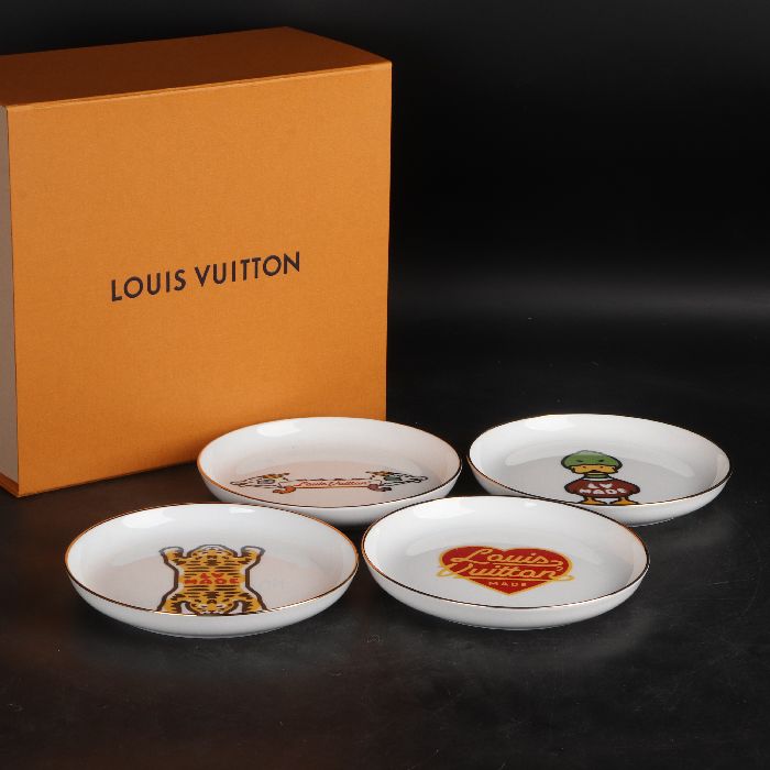 ルイヴィトン GIO729 NIGO コラボプレートセット 44/R-2489