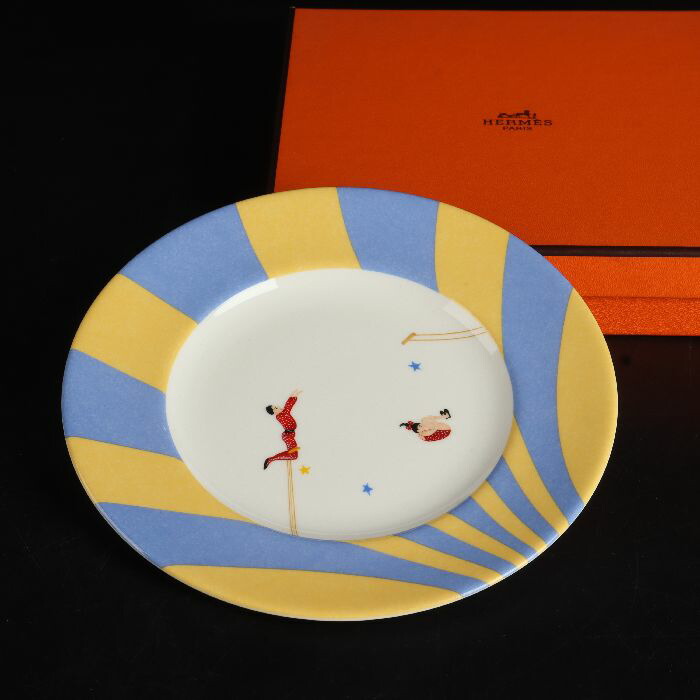 エルメス　シュバルドリアン丸型プレート　大皿　32センチ 楽天市場】エルメス HERMES シュヴァルドリアン 丸型 ケーキ