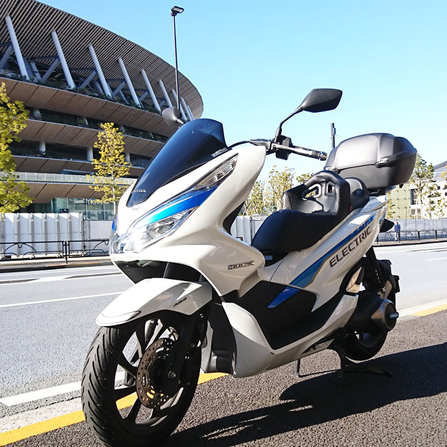 Ajito 18 4 21年発売モデル Noi Watdan Honda Pcx ローダウン ダブル バケット シート カーボンブラック ブラックステッチ ホンダ 背もたれ Pcx125 Jf81 Jk05 Pcx150 Kf30 Pcx160 Kf47 ハイブリッド Jf84 21年 ノイワットダン タンデム Ait Nw P 035n