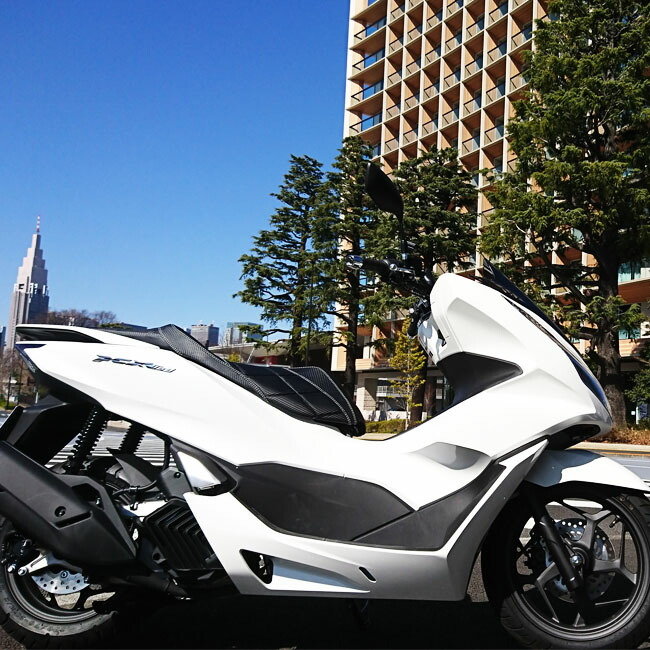 Ajito 18 4 21年発売モデル Noi Watdan Pcx ローダウン シート 段付き ダイヤモンド カーボン ホワイト ステッチ ホンダ Honda Pcx125 Jf81 Jk05 Pcx150 Kf30 Pcx160 Kf47 Hibrid Jf84 Jk06 21 タイ製 Ait Nw P 030n