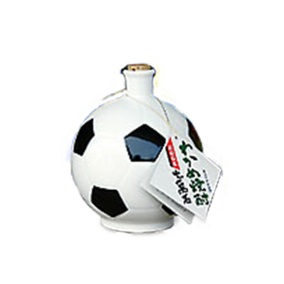 楽天市場】【ギフト】長期貯蔵麦焼酎 北の大将 SOCCER BALL GOLD 720ml