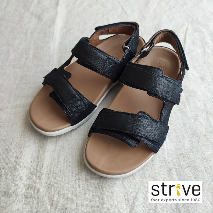【セール30％】STRIVE ストライブ ARUBA（アルバ） スニーカーのようなフィットした履き心地 / コンフォート 歩きやすい マジックテープ使い 厚底 フラット レディース ナチュラル 大人カジュアル 春 夏 ◆