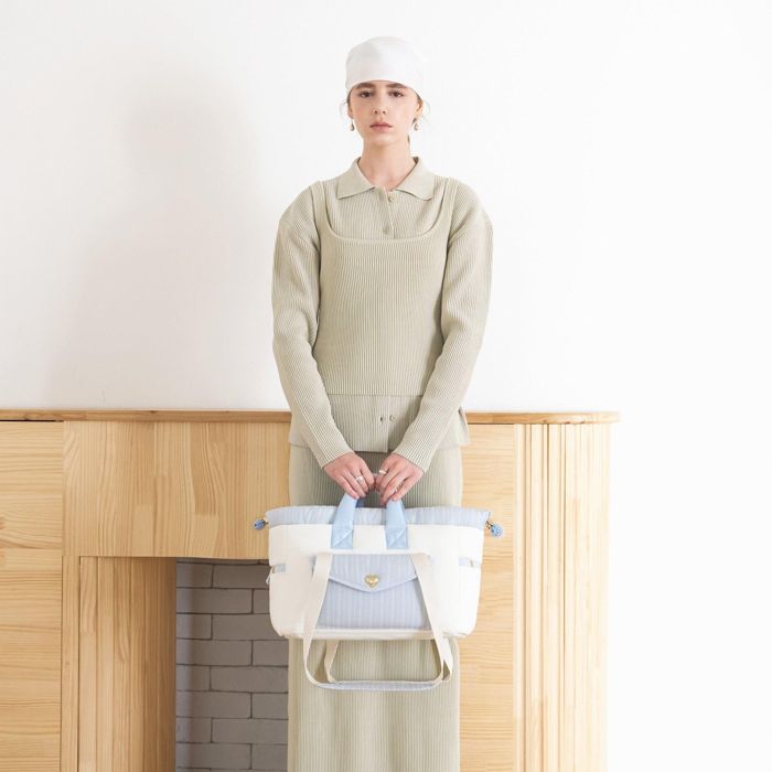 ※予約販売【seoru】Letter Bag [2nd drop]（Blue）｜犬用バッグ 犬用バッグ ドッグバッグ キャリーバッグ スリングバッグ 軽量 軽い 犬用品 ドッググッズ ドッグウェア 犬服｜URBAN DOG TOKYO 店