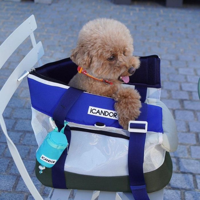 即納【iCANDOR】BRISBANE BAG（EASTWOOD BLUE） 犬用品 ドッググッズ バッグ 犬用バッグ ドッグバッグ キャリーバッグ スリングバッグ 軽量 軽い 韓国 18,326円