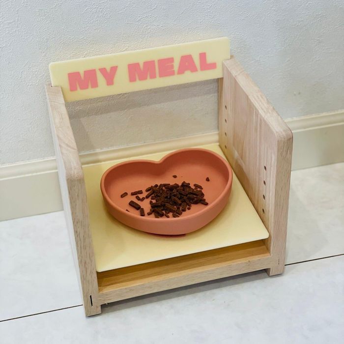 即納【Amob】Puppy Naming Tableware Wood Table（小型犬・猫用）