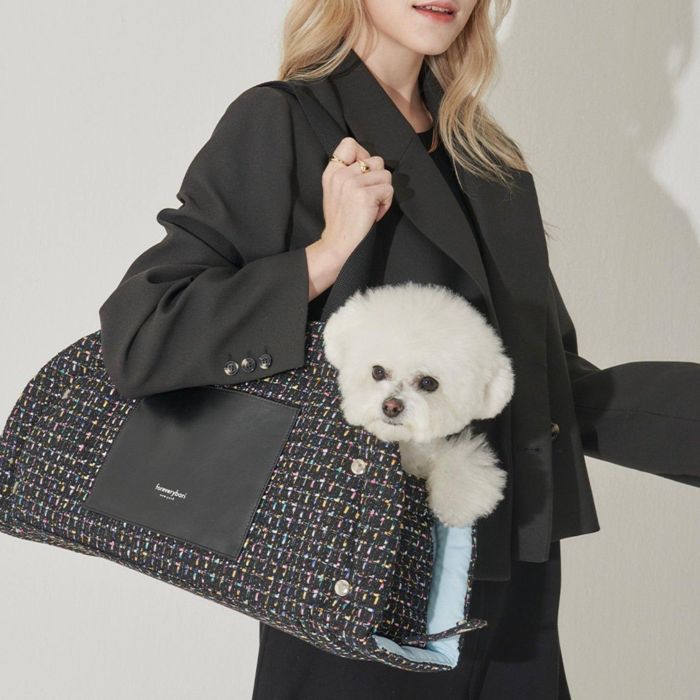 ※予約販売【foreverybari】Tweed Park Bag（Black） バッグ スリング 犬用バッグ ドッグバッグ キャリーバッグ スリングバッグ 軽量 軽い 犬用品 ドッググッズ｜URBAN DOG TOKYO 店
