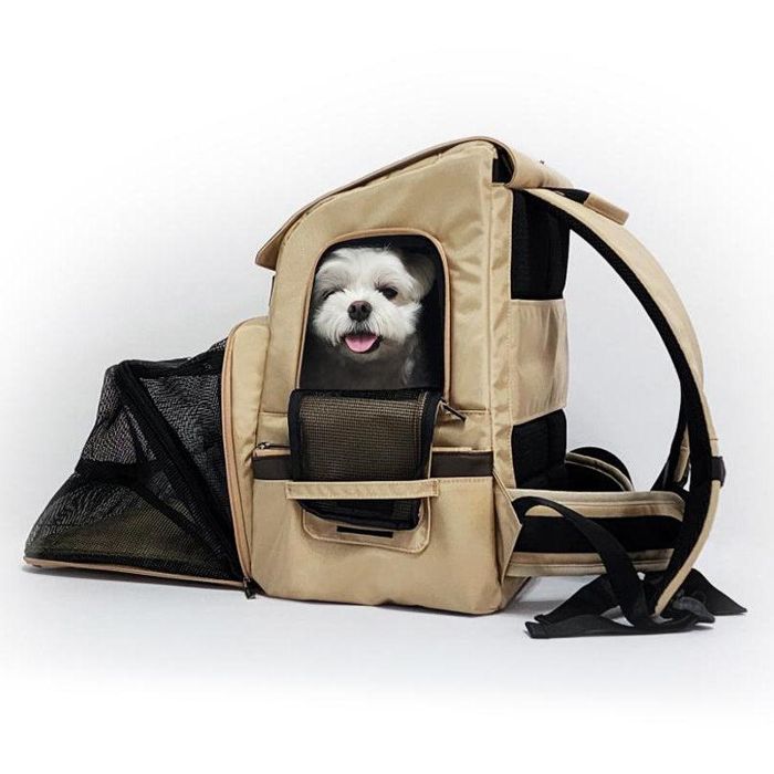 即納【INSIDE DOG & CAT】Inside R Backpack（ゴールドベージュ） 犬用品 ドッググッズ 犬用バッグ ドッグバッグ キャリーバッグ スリングバッグ 軽量 軽い 災害時 避難｜URBAN DOG TOKYO 店