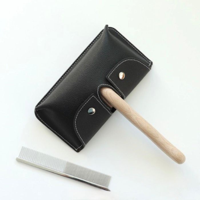 即納【Chiot】Leather Slicker Case（Black） 犬用品 ドッググッズ コーム スリッカー 靴 ドッグシューズ 丈夫 便利 高級 手作り