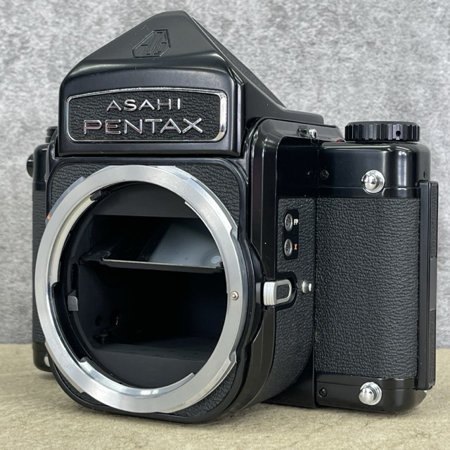 ★百貨店大売り出し継続期間中制限事項 尖んがり10倍★ASAHI PENTAX 6x7 写真機上半身 【中古】アサヒ ペンタックス ジャンク 容れもの付き添い人 写真フィルム写真機 / 516614