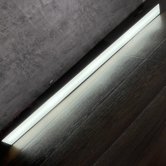 ダクトレール用 LED照明 ブラック 120cm　【中古】動作保証 照明器具 ライト 016043/23417