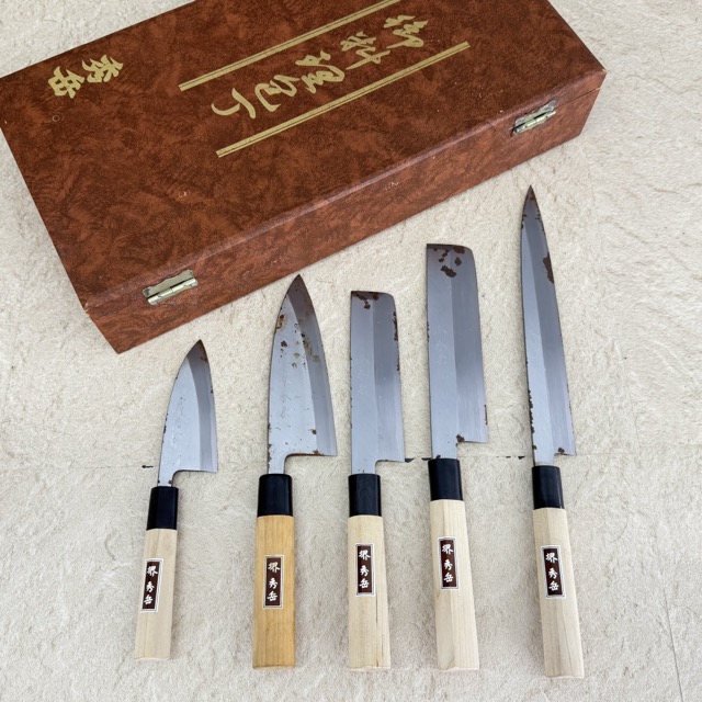 ★お買い物マラソン期間中限定 ポイント10倍★お料理包丁 堺秀岳 5本セット 1本欠品【中古】調理器具 出刃包丁 刺身包丁 菜切包丁 薄刃包丁 /517155｜urica店