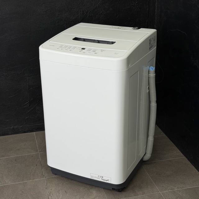 美品 送料無料 アイリスオーヤマ 全自動洗濯機 IAW-T504 2025年製 5.0kg ホワイト 一人暮らし 部屋干し時間短縮モード 【中古】041047 B / 23780
