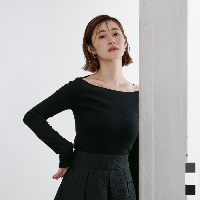 大人気♡♡春のシンプルタイトトップス 薄手 タイト 細見え