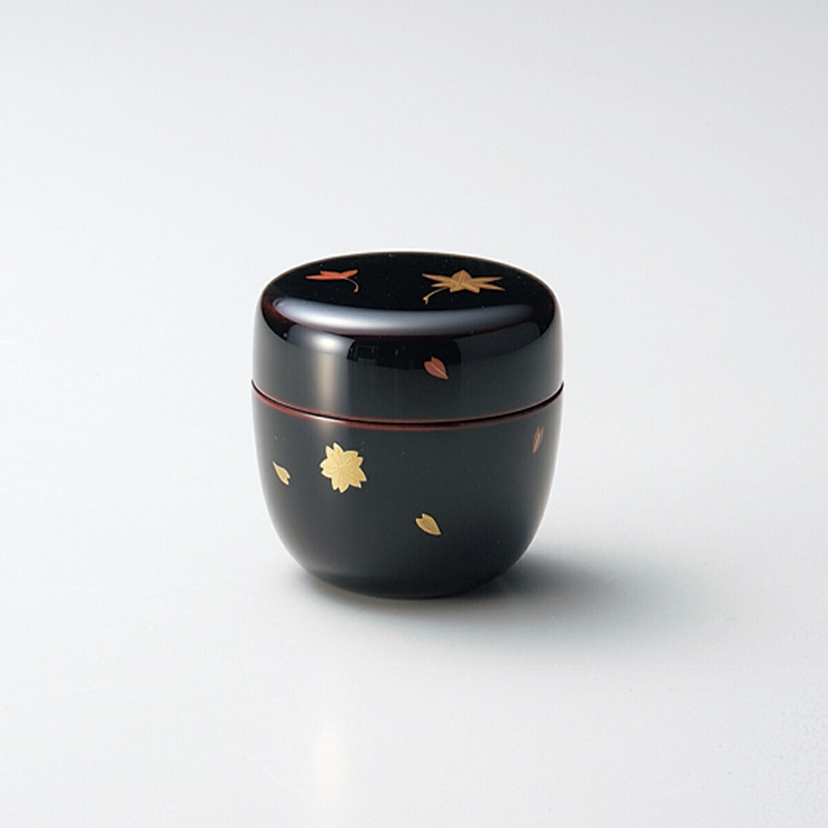 年月 中棗（溜） 宮内庁御用商人 棗 日本製 見舞い客 艶 雅びやか 器 塗師細工 御前上等 おすすめ 中棗 茶道 茶道具 茶の葉 抹茶 薄茶器 見舞い客 おもてなし 木合 漆ペンキ塗り うるし 手塗 今めかしい 愛くるしげ
