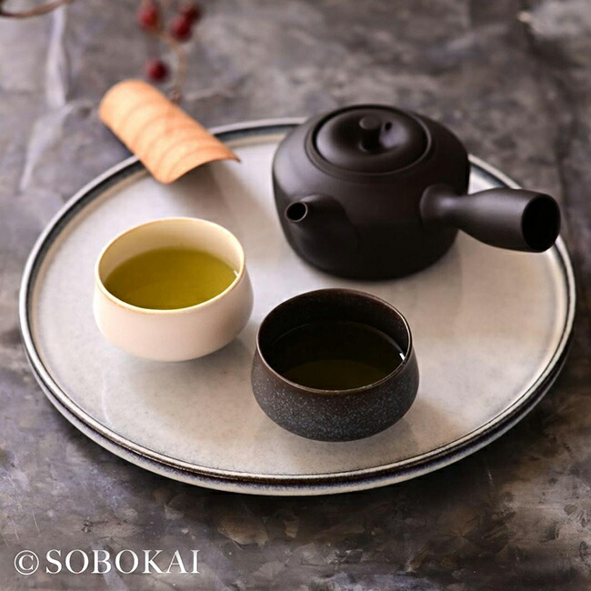 ＼特典あり／sobokai ソボカイ 菓 急須＆湯呑み 《2個》 [急須 ペア 湯呑み セット おしゃれ 湯飲み 常滑焼急須 茶こし付き セラメッシュ 常滑焼 日本製 高級 小さめ モダン 白 黒 緑茶 煎茶 お茶 日本茶 茶器 来客用] 1-2W