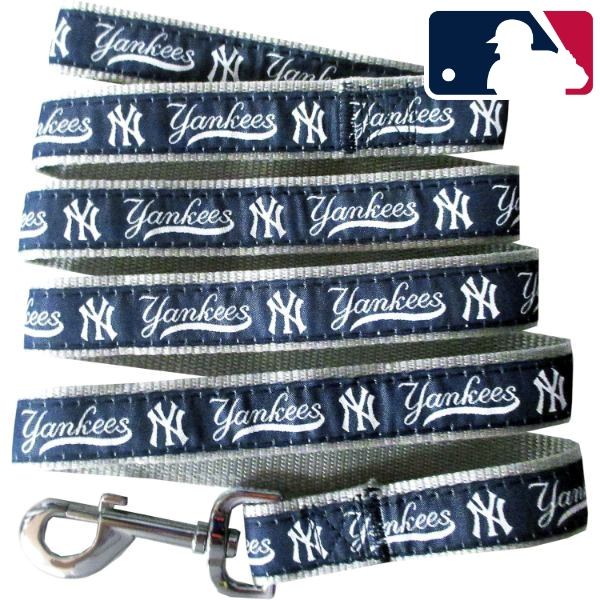 【送料無料】 MLBオフィシャル 犬用リード リーシュ ストラップ ニューヨーク・ヤンキース New York Yankees メジャーリーグ ペット用品 犬散歩 ペットグッズ 愛犬 ワンちゃん 散歩用品 散歩グッズ｜USキッズウェア店