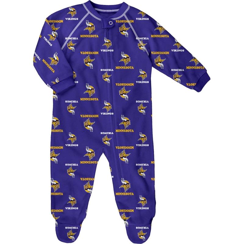 【送料無料】【0-4歳用サイズ】 NFL ベビー・キッズサイズ カバーオール ロンパース 出産祝い Outerstuff アウタースタッフ ミネソタ・バイキングス Minnesota Vikings Allover Print Raglan Full-Zip Sleeper｜USキッズウェア店