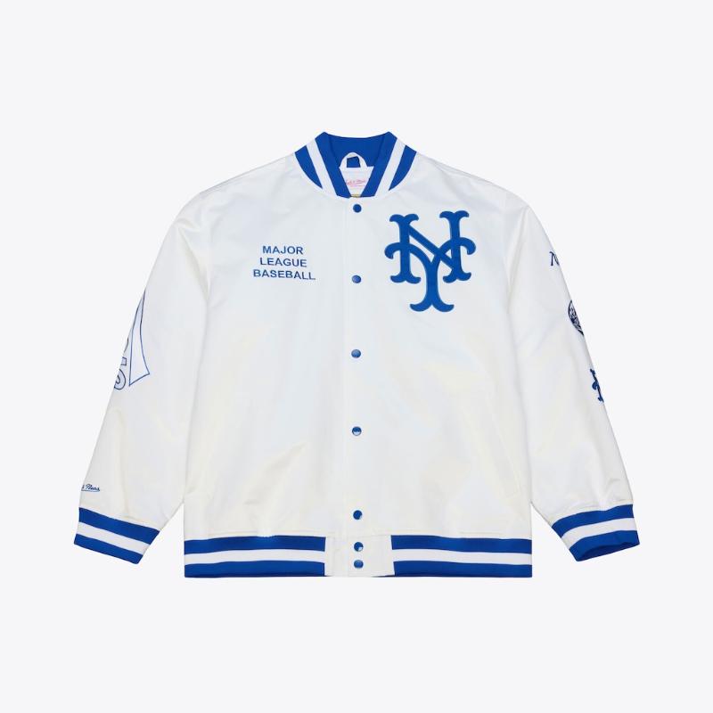 Mitchell \u0026 Ness ミッチェルアンドネス MLB メンズ 軽さ ライトウェイト スタジャン バーシティジャケット アウター 前掛け ニューヨーク州・メッツ 千賀滉大 New York Mets Cooperstown Collection Lightweight Satin Full-Snap Jacket 【貨物輸送無料】 メンズファッション-コート・ジャケット