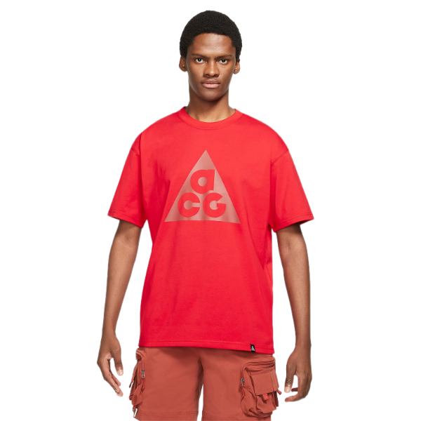 【送料無料】【メンズサイズ】 ナイキ Nike ACG Short-Sleeve T-Shirt（University Red） Tシャツ カットソー 半袖トップス Men's プレゼント ギフト ストリート