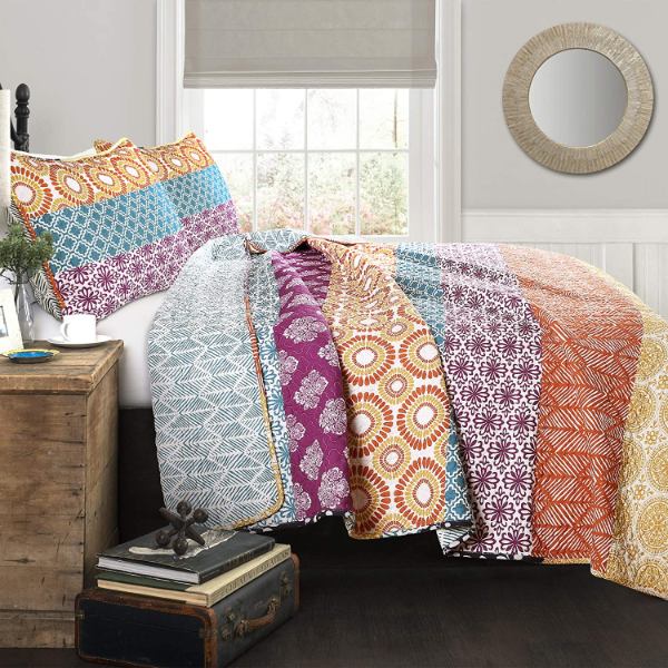 【送料無料】 日本未入荷ブランド Lush Decor ラッシュ・デコール Bohemian Striped リバーシブルベッドカバーセット（Fuchsia \u0026 Orange） ベッドスプレッド ベットカバー