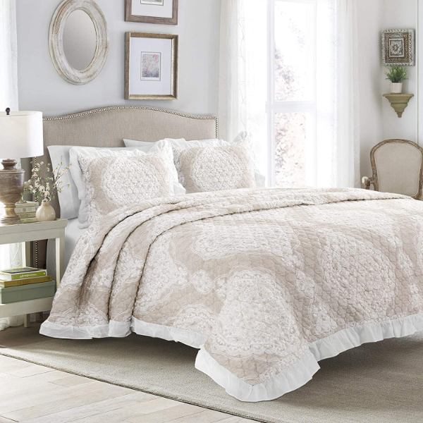 【貨物輸送無料】 日本未入荷ブランド名 Lush Decor 混雑時・デ電話を掛ける Lucianna Ruffle Edge リバーシブルベッドカバーセット（Taupe） ベッドスプレッド ベット取りまかなう 布団取りまかなう