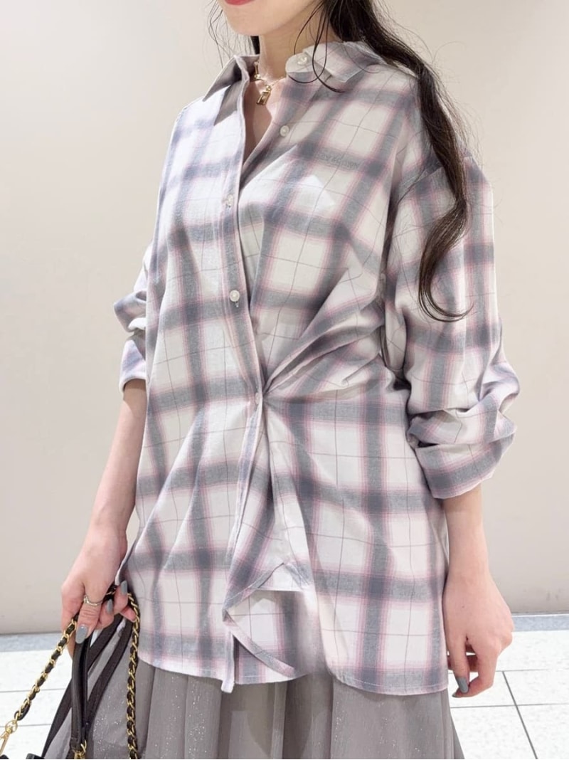 オンブレーツイストネルシャツ LILY BROWN リリーブラウン トップス シャツ・ブラウス ホワイト ブラウン グリーン【先行予約】*【送料無料】[ Fashion]｜USAGISTORE USAGIONLINE公式ストア