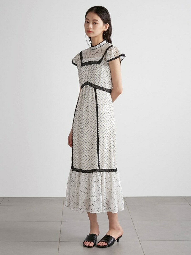 楽天市場 Sale 40 Off フラワー切替ワンピース Lily Brown リリーブラウン ワンピース ロングワンピース マキシワンピース ホワイト ブラック Rba E 送料無料 Rakuten Fashion Usagistore Usagionline公式ストア