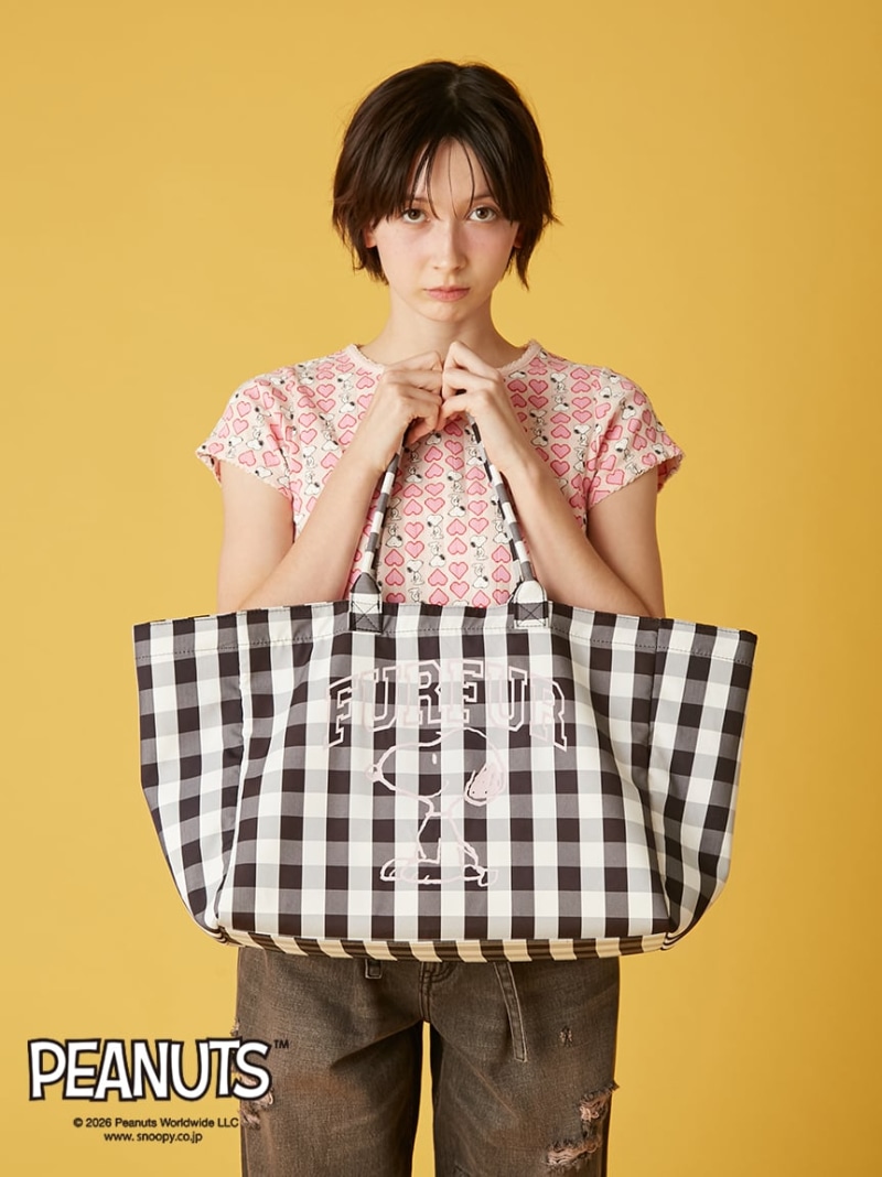 スヌーピーコラボビッグトートバッグ FURFUR ファーファー バッグ その他のバッグ ブラック ピンク【送料無料】[ Fashion]