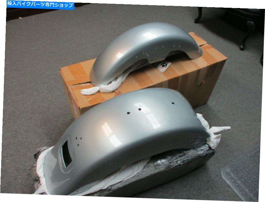 Front Fender ハーレーダビッドソンOEM FLSTFフロント＆リアフェンダーブリリアントシルバー新しい59596-10BHT Harley Davidson OEM FLSTF Front & Rear Fenders Brilliant Silver New 59596-10BHT【並行輸入品】