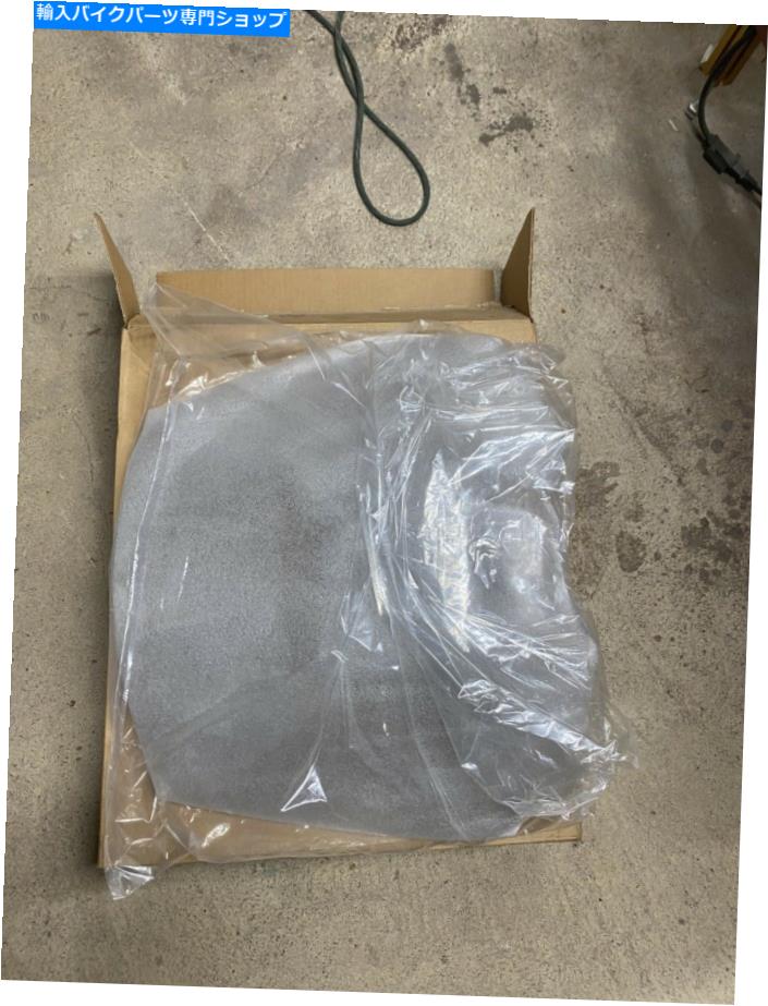 Windshield ハーレーダビッドソンOEM FLSTSE3 CVO SOFTAILコンバーチブルWindShield 57400084 - NEW Harley Davidson OEM FLSTSE3 CVO Softail Convertible Windshield 57400084 - NEW【並行輸入品】