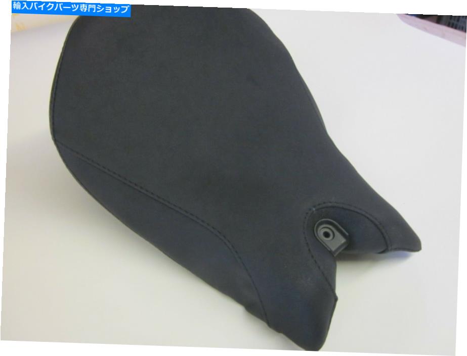 シート DPB03C DUCATI PANIGALE 899,1199,1299＆959ビニールシートカバー DPb03C Ducati Panigale 899,1199,1299 & 959 Vinyl seat cover ALL BLACK- FRONT【並行輸入品】 34,231円