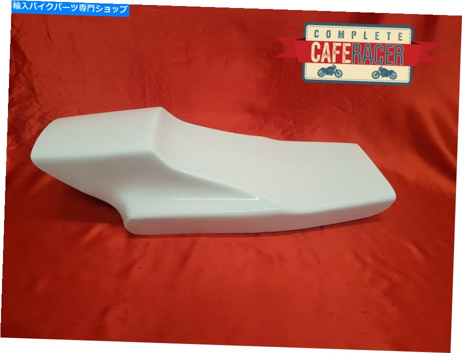 シート カフェレーサーシートトラックマスター猫の目のスタイルが白で終わりました CAFE RACER SEAT TRACKMASTER WITH CAT EYE STYLE FINISHED IN WHITE【並行輸入品】|Us Custom Parts Shop USDM