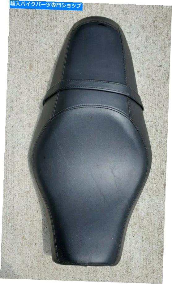 シート オートバイシートマスタングスタイルブラック104359 New. Motorcycle Seat Mustang Style Black 104359 New【並行輸入品】