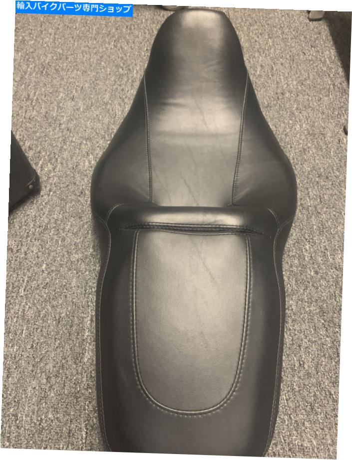 シート ハーレーダビッドソンP52320-11シートNew Harley Davidson P52320-11 Seat New【並行輸入品】
