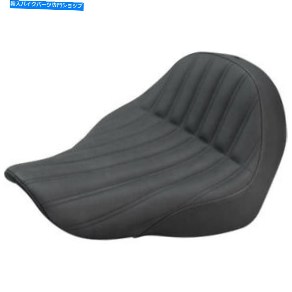シート サドルメンナックルソロシート - リブベッド（ブラック）818-29-0023 Saddlemen Knuckle Solo Seat - Ribbed (Black) 818-29-0023【並行輸入品】