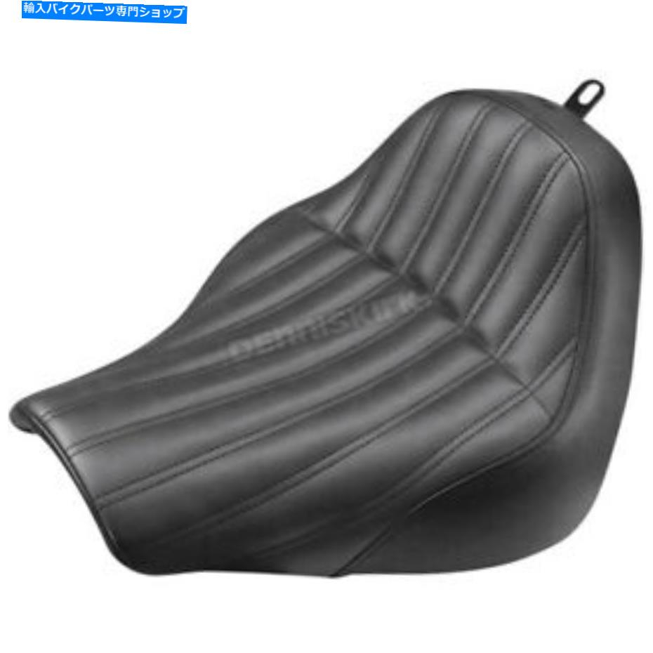 シート サドルメンブラックレニガードナックルソロシート - 818-31-0023 Saddlemen Black Renegade Knuckle Solo Seat - 818-31-0023【並行輸入品】