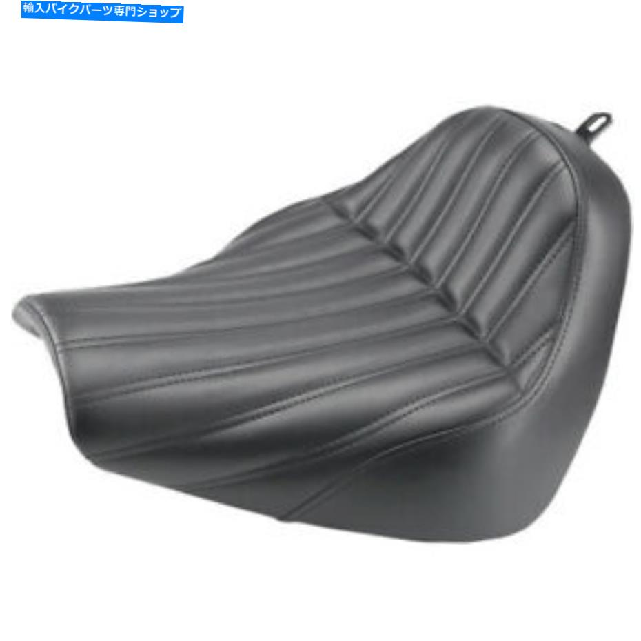 シート Saddlemen Renegade Solo Seat - ナックル（ブラック）818-31-0023 Saddlemen Renegade Solo Seat - Knuckle (Black) 818-31-0023【並行輸入品】