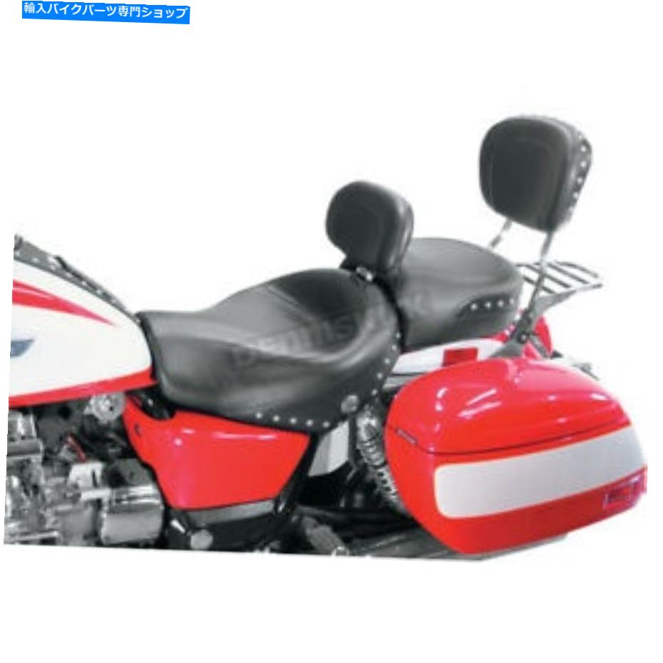 シート マスタングシートスタッド付きワイドツーリングシートドライババックロスト - 79140 Mustang Seats Studded Wide Touring Seat with Driver Backrest - 79140【並行輸入品】