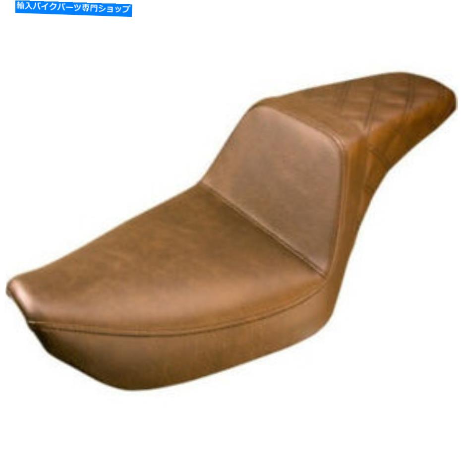 シート Saddlemenステップアップ茶色の後部格子ステッチ2座席ハーレー1996-2003 Dyna FXD Saddlemen Step Up Brown Rear Lattice Stitch 2 Up Seat Harley 1996-2003 Dyna FXD【並行輸入品】