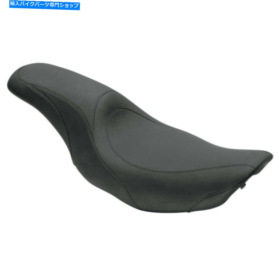 シート マスタングシート76588スタンダードステッチトリプルファスバック2アップシートハーリーflhx 97-07 Mustang Seats 76588 Standard Stitch Tripper Fastback 2-up Seat Harley FLHX 97-07【並行輸入品】