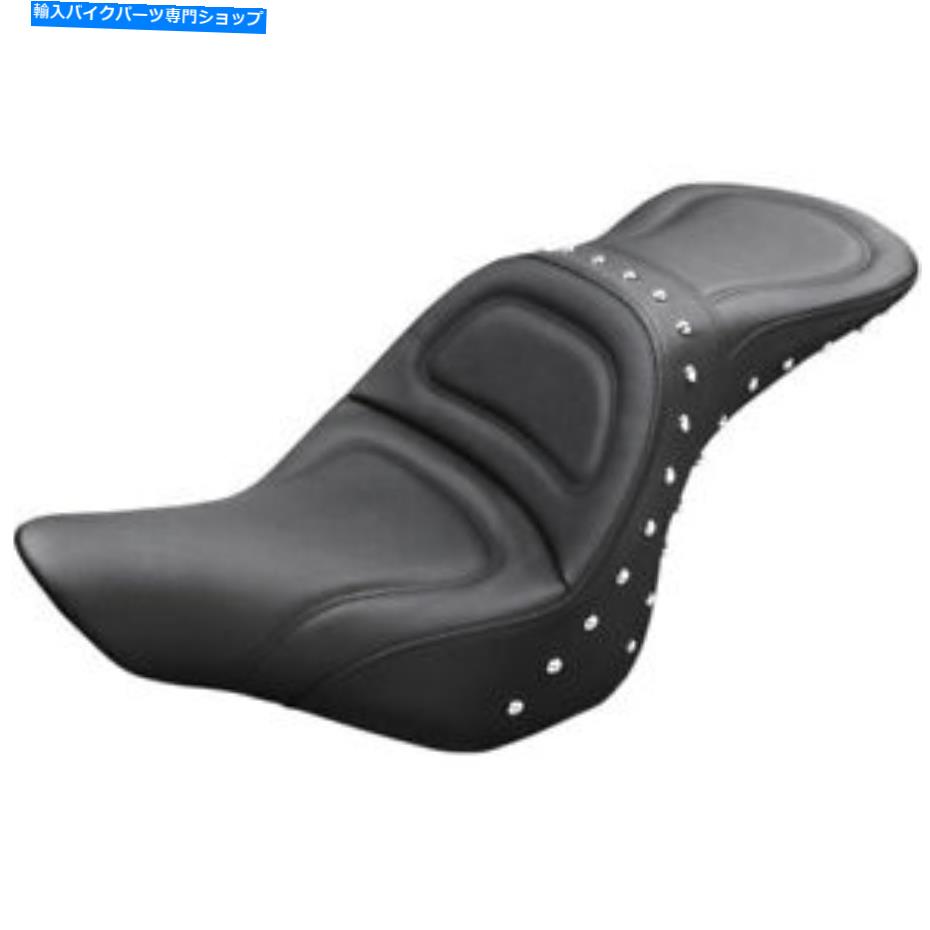 シート Saddlemen Explorerは2013-17ハーレーFXSBのブレイクアウトのための2アップシートを散りばめました Saddlemen Explorer Studded 2-Up Seat for 2013-17 Harley FXSB Breakout【並行輸入品】