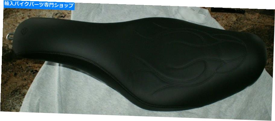 シート 純正ハーレー - ダビッドソンScorpion Stitch DynaロープロファイルシートNOS 51283-02 Genuine HARLEY-DAVIDSON Scorpion Stitch Dyna Low profile seat NOS 51283-02【並行輸入品】