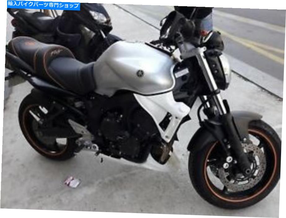 シート YAMAHA FZ 6 FAZER S2 2004-2009トップ販売者コンフォートシートゲル/ヒート/オプションSGCFZ61 Yamaha FZ6 Fazer S2 2004-2009 Top Sellerie Comfort Seat Gel/Heat/Option SGCFZ61【並行輸入品】