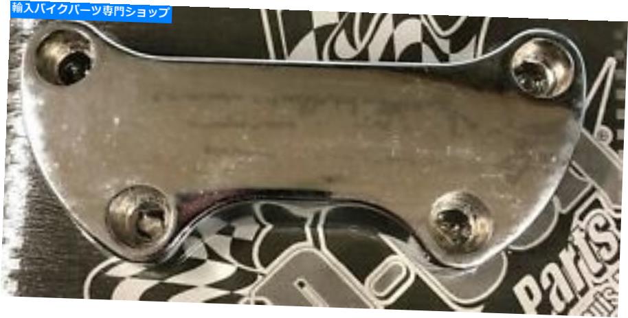 クロームパーツ 中央USA＃41200クロムスムースハンドルバートップクランプハーリースポーツスターダイナソフト Mid USA #41200 Chrome Smooth Handlebar Top Clamp Harley Sportster Dyna Softail【並行輸入品】