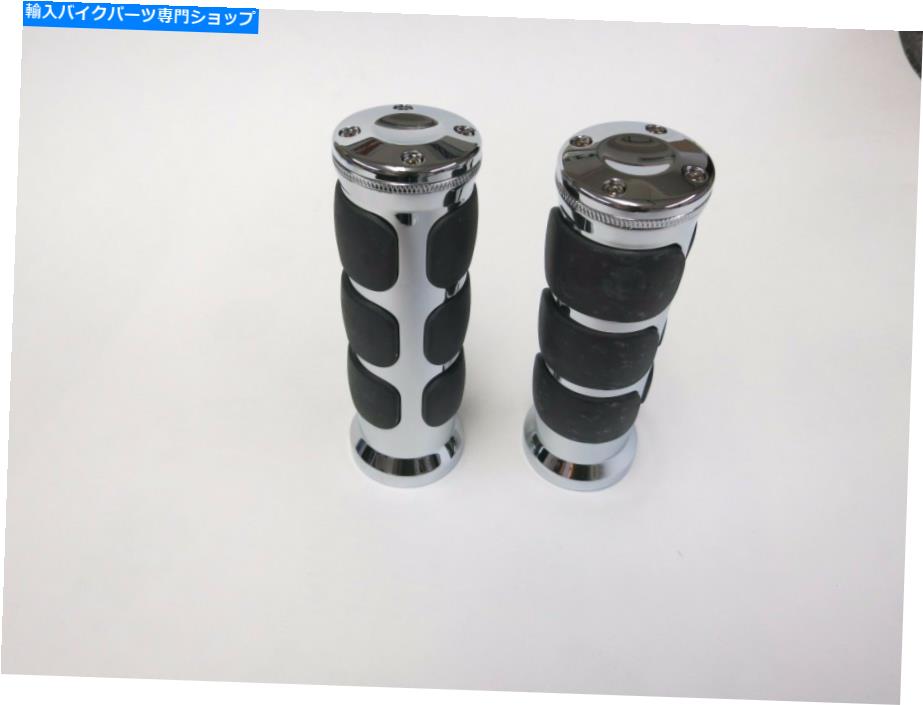 クロームパーツ 42053ハーレイのためのゴムインサートが付いている新しいクロムハンドルグリップ 42053 NEW CHROME HANDLE GRIPS WITH RUBBER INSERTS FOR HARLEYS【並行輸入品】|Us Custom Parts Shop USDM