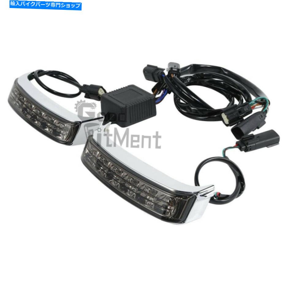 クロームパーツ Harley Touring Flhtk Flhtkl Fltru 14-20 LEDサドルバッグテールライトブレーキランプ For Harley Touring FLHTK FLHTKL FLTRU 14-20 LED Saddlebag Tail Light Brake Lamp【並行輸入品】