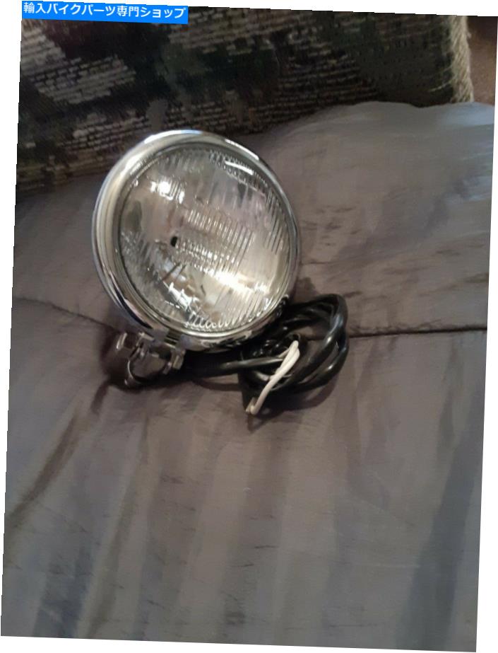 クロームパーツ DS-280091DRAG SPERITIES HARLEY-DAVIDSON 12VシールビームスポットランプクロームNOS DS-280091Drag Specialties Harley-Davidson 12V Sealed Beam Spot Lamp Chrome NOS【並行輸入品】
